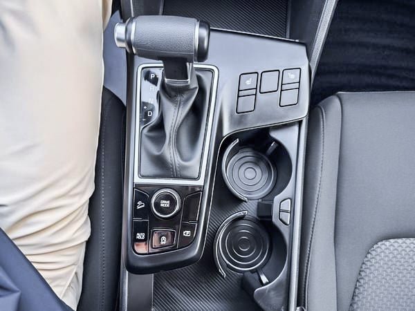 2024 Kia Sportage LX FWD-21