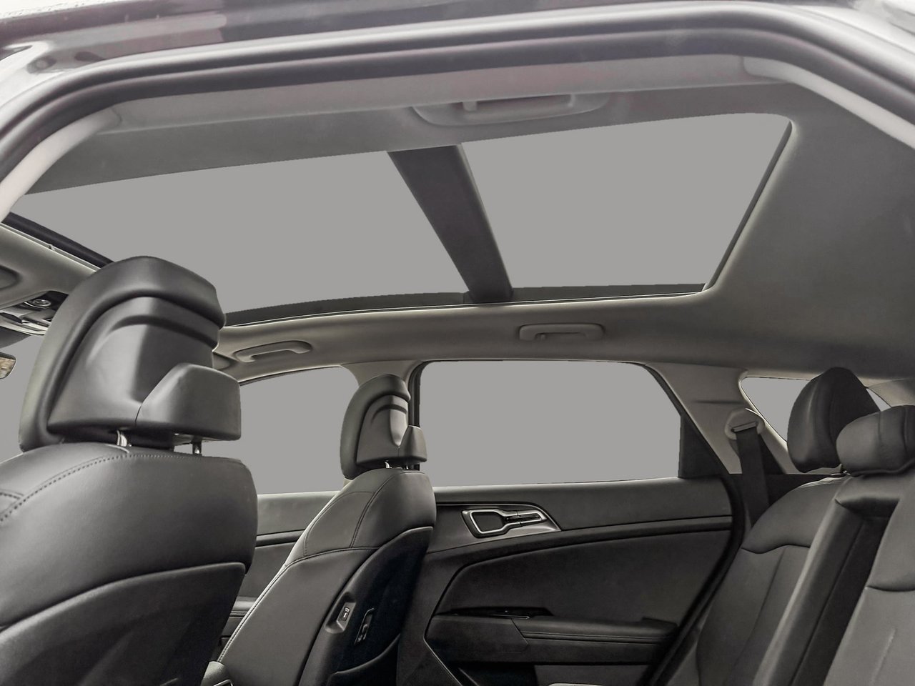2024 Kia Sportage EX AWD-25