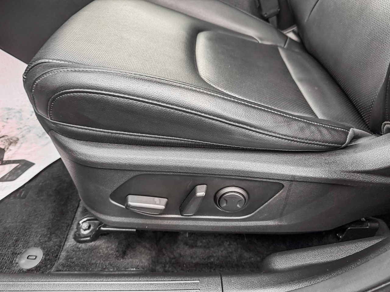 2024 Kia Sportage EX AWD-13