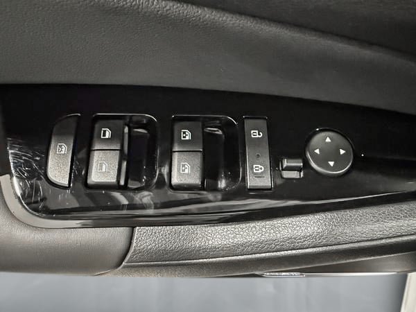 2025 Kia Sportage X-LINE LIMITED-12