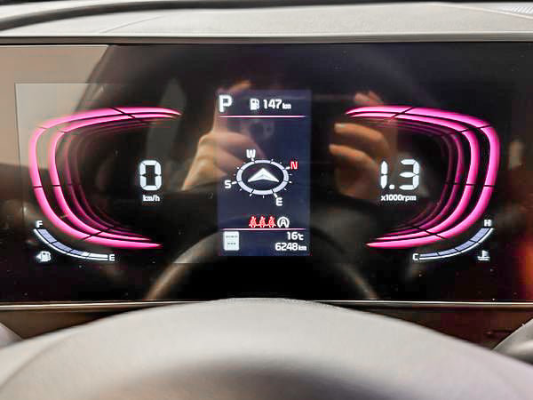 2025 Kia Sportage EX PREMIUM-19