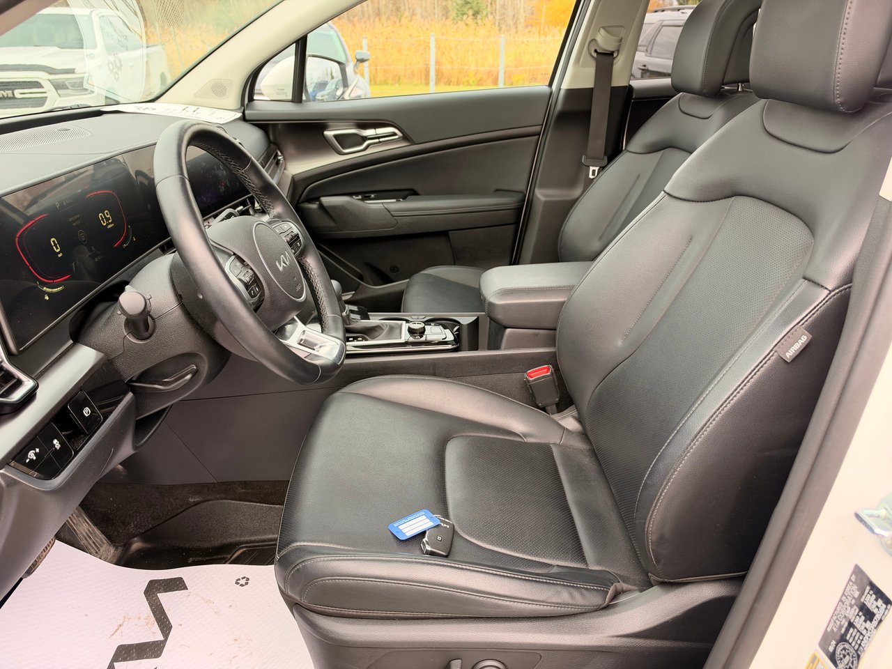 2025 Kia Sportage EX-12