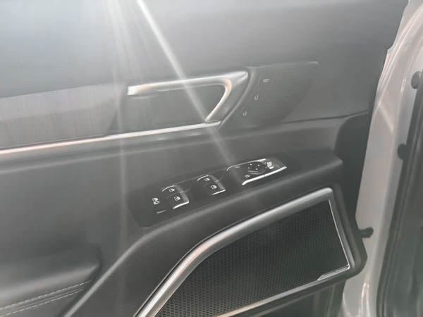 Kia Telluride SX 8 PASSAGERS 2025-12