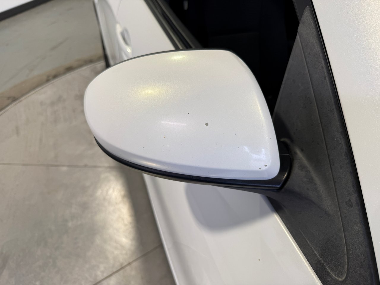 2012 Mazda 3 Sport GS SKY-8