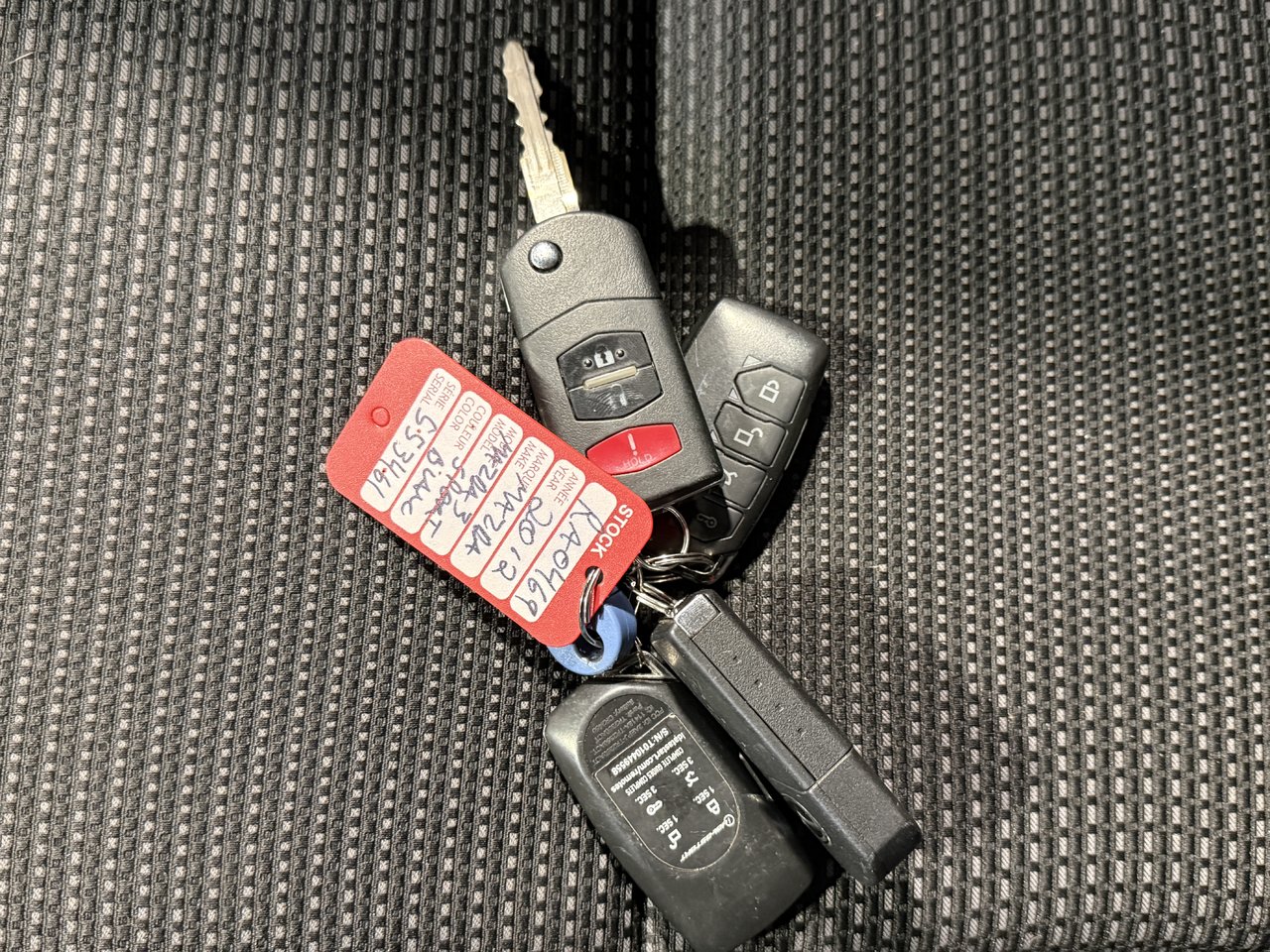 2012 Mazda 3 Sport GS SKY-25