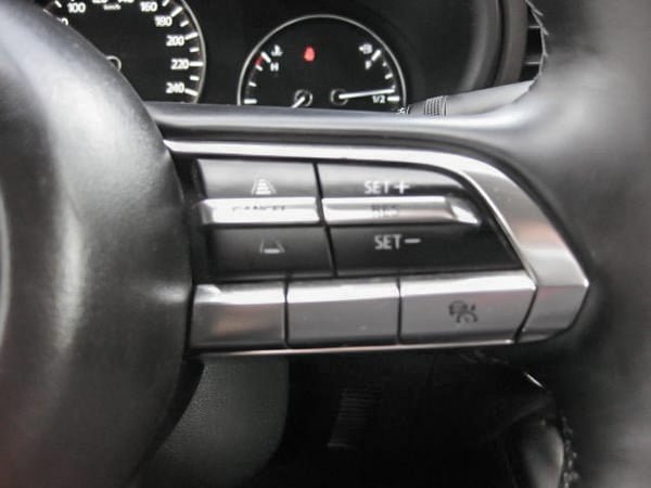 Mazda 3 GS 2023-13