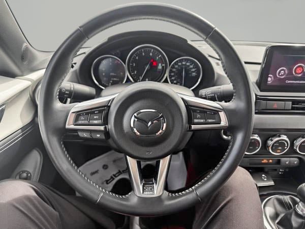 Mazda MX-5 100e anniversaire 2021-9