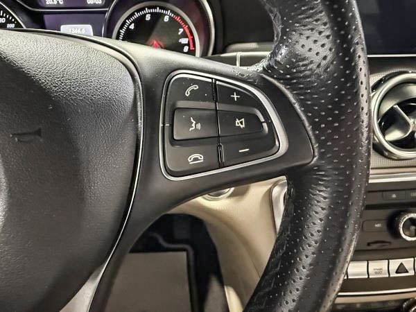 2018 Mercedes-Benz GLA 250-16