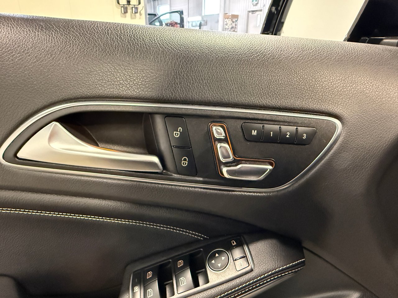 Mercedes-Benz GLA 250 2019-12