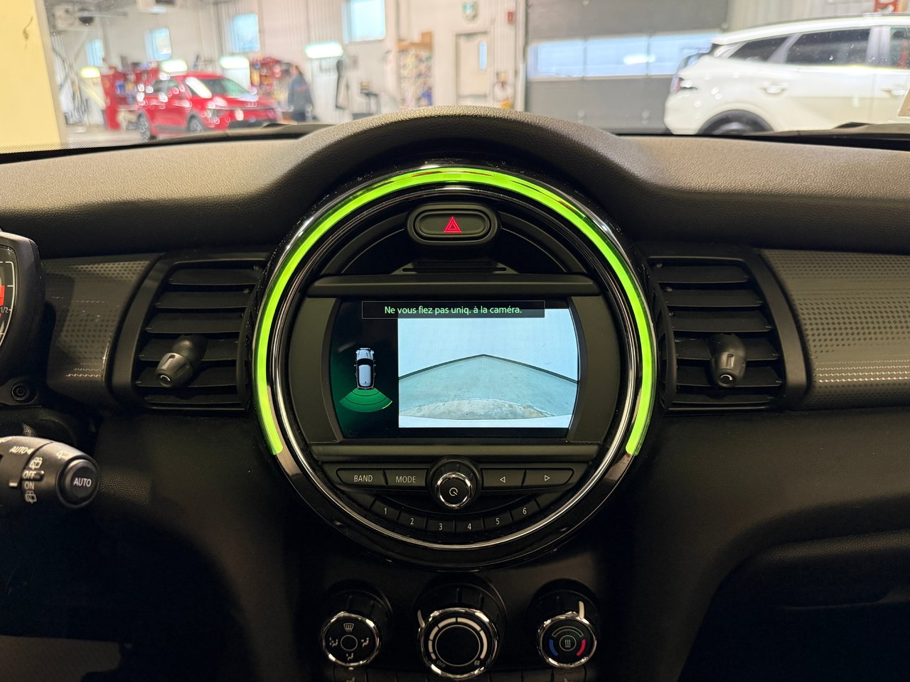 2020 MINI 3 portes Base-21