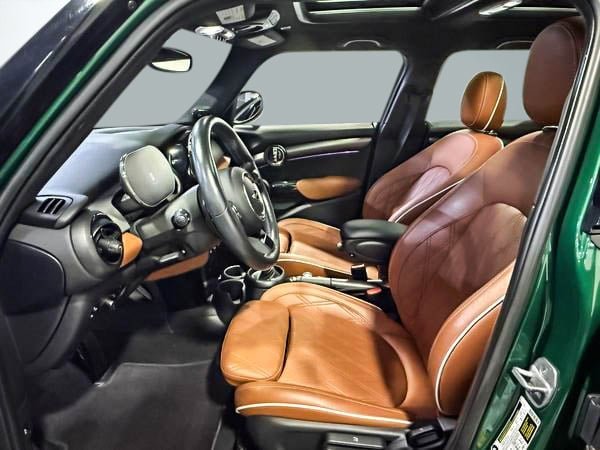 2023 MINI 5 portes Cooper S-13