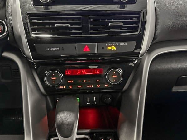 Mitsubishi Eclipse Cross SEL AWC 2022-21