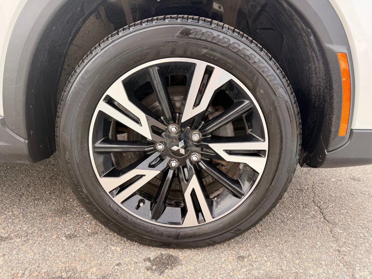 Mitsubishi Eclipse Cross SE AWD 2023-8