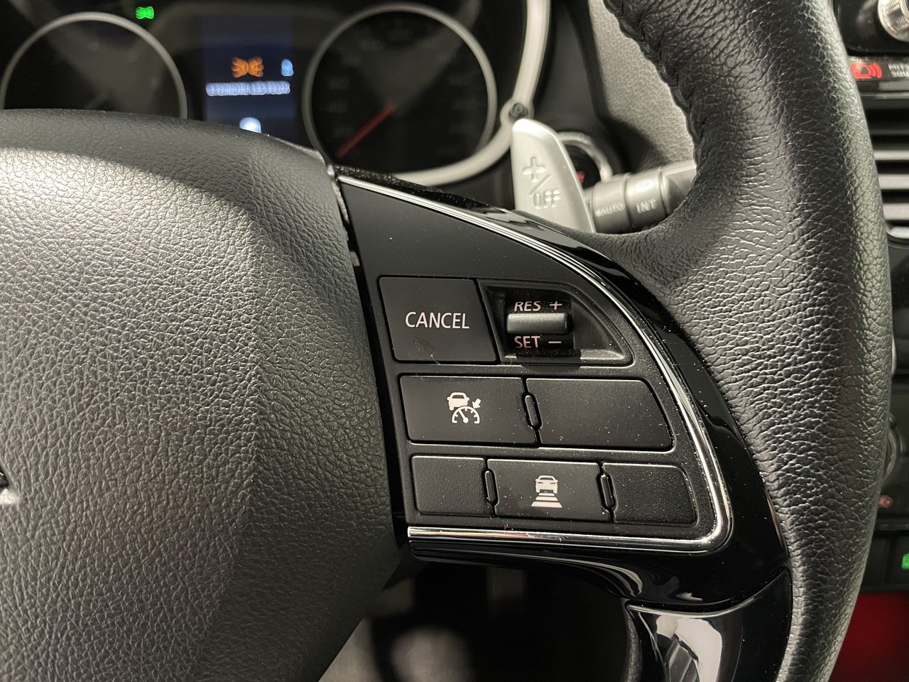 Mitsubishi Eclipse Cross GT AWD 2023-14