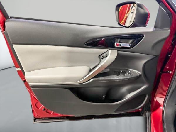 2024 Mitsubishi Eclipse Cross SE-10