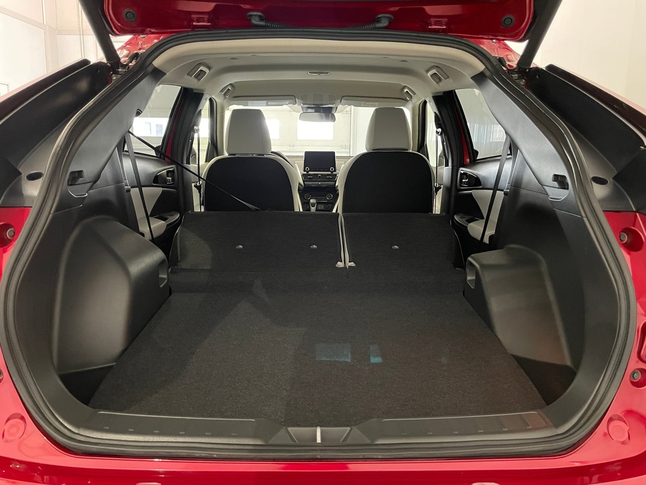 2026 Mitsubishi Eclipse Cross LE AWD-27