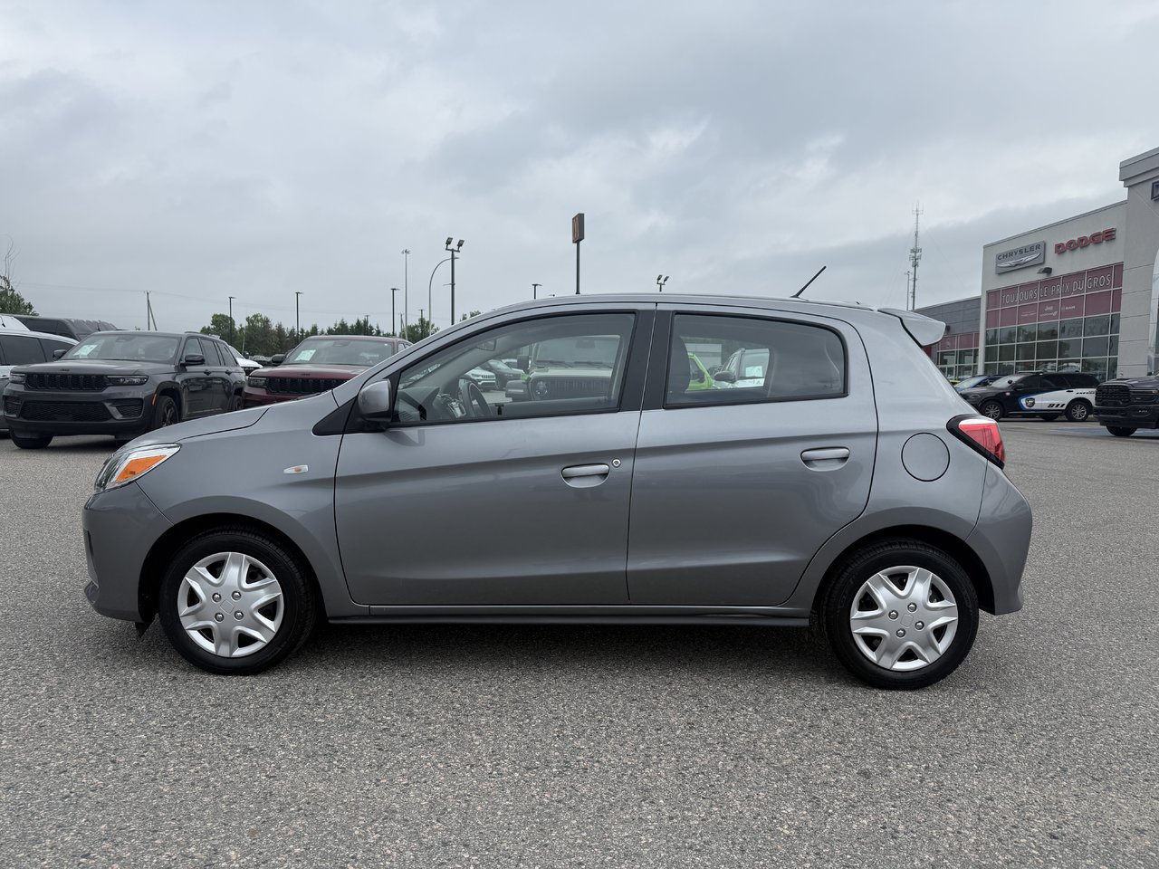 2023 Mitsubishi Mirage ES-5