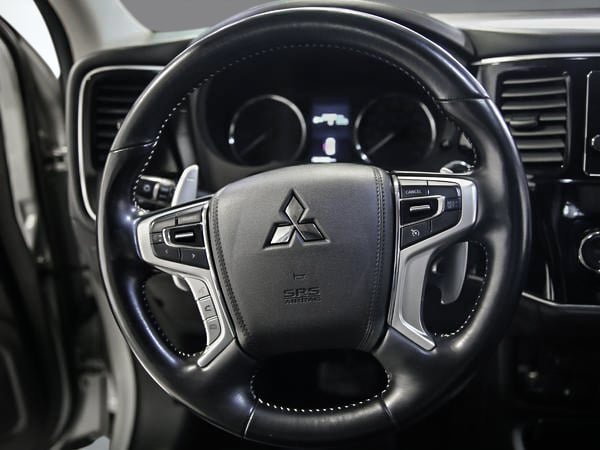 2018 Mitsubishi Outlander PHEV GT-13