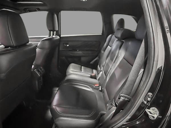 Mitsubishi Outlander PHEV SEL 2020-24