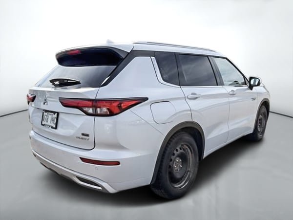 Mitsubishi Outlander PHEV GT AWD 2023-6