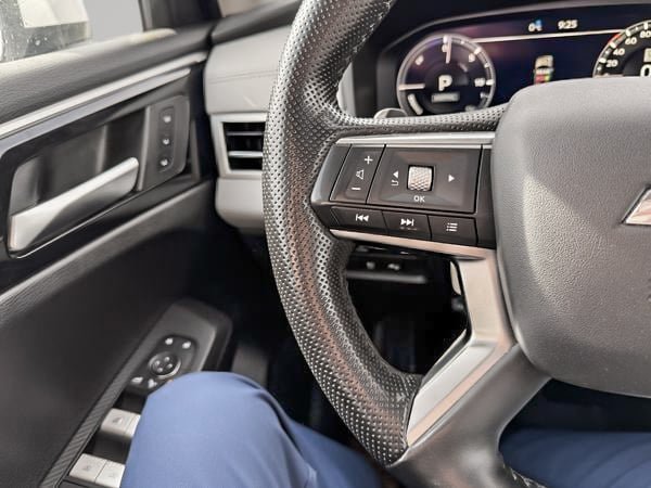 Mitsubishi Outlander PHEV GT AWD 2023-15