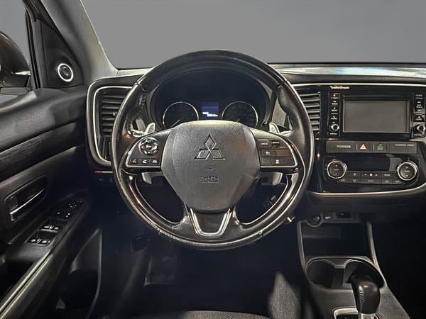 Mitsubishi Outlander GT 2016-14