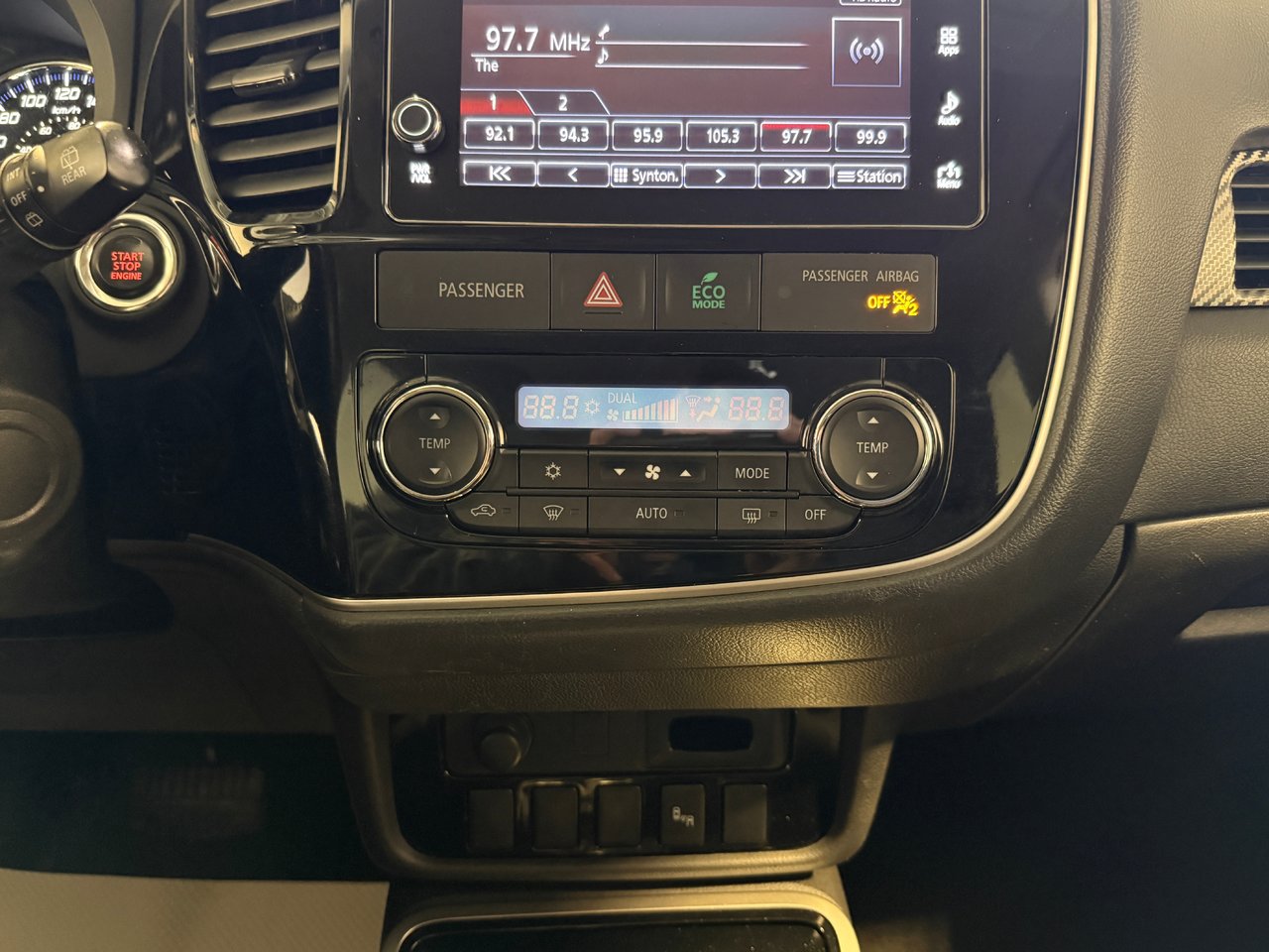 2017 Mitsubishi Outlander SE-22