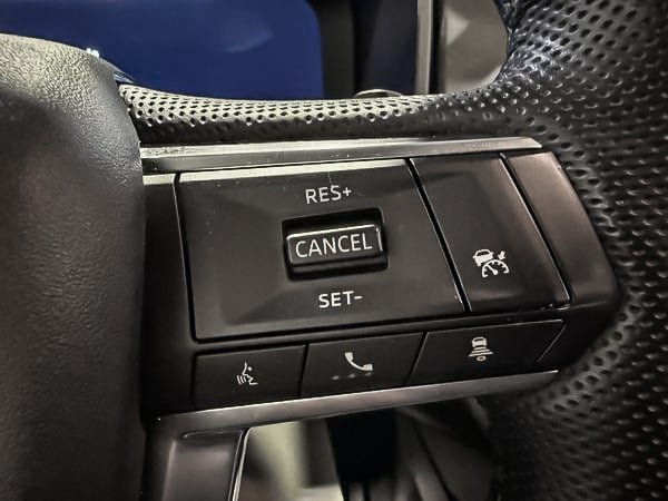 Mitsubishi Outlander SEL 2023-16