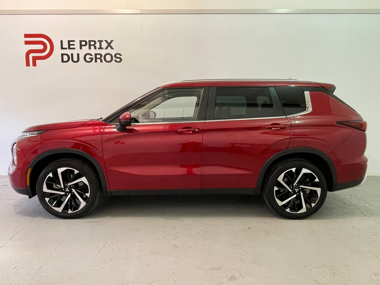 Mitsubishi Outlander SEL AWD / 7 PASSAGERS 2023-3