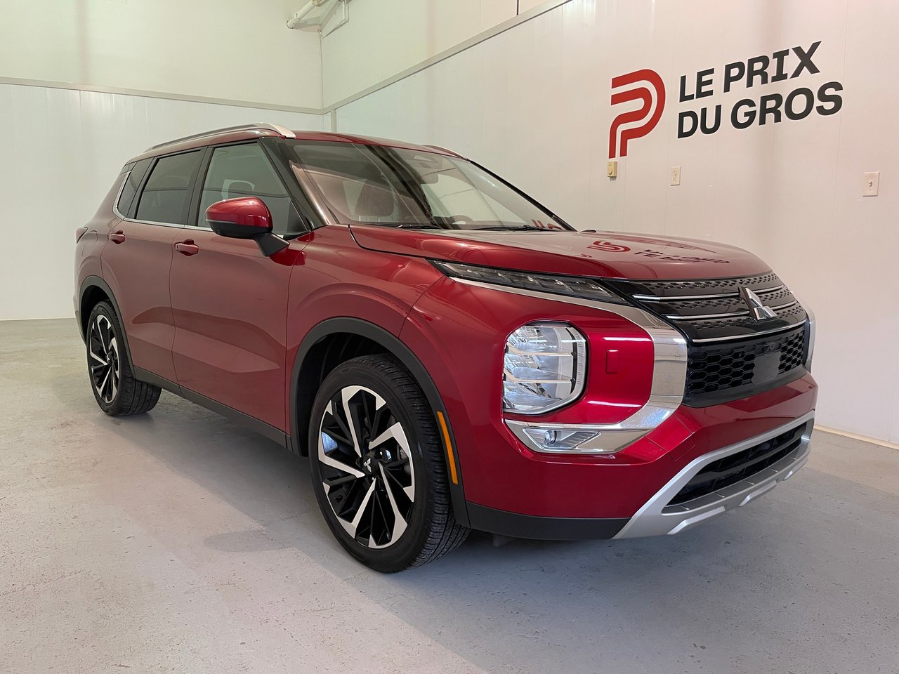 Mitsubishi Outlander SEL AWD / 7 PASSAGERS 2023-0