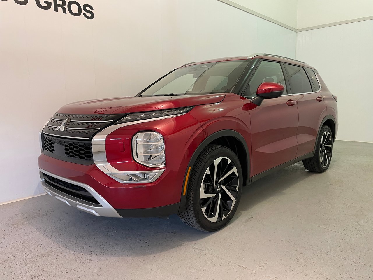 Mitsubishi Outlander SEL AWD / 7 PASSAGERS 2023-2