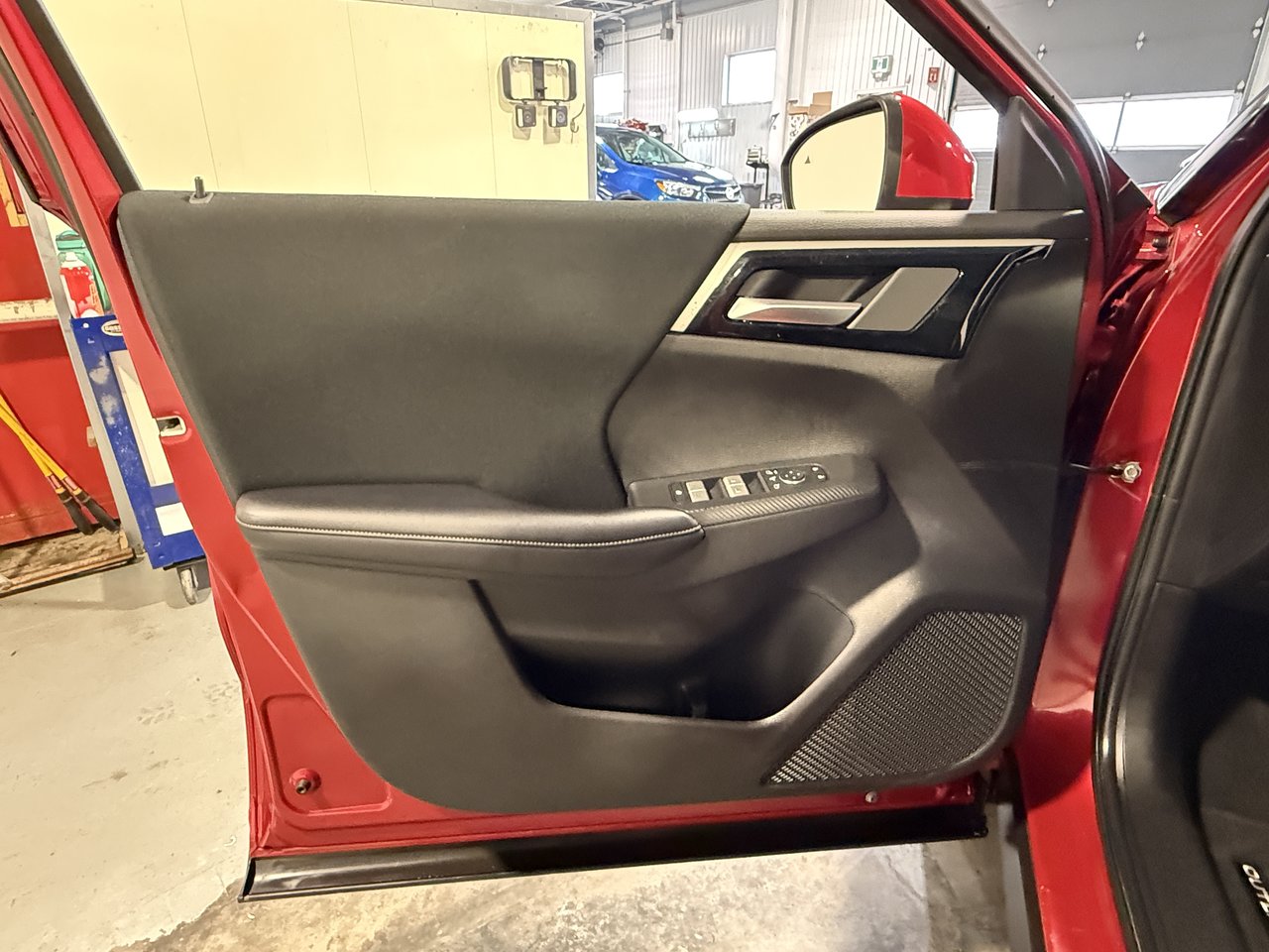 2024 Mitsubishi Outlander SE-11