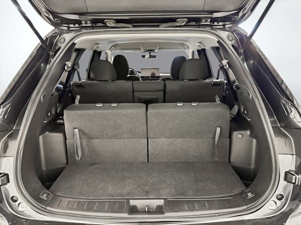 Mitsubishi Outlander ES 2025-24