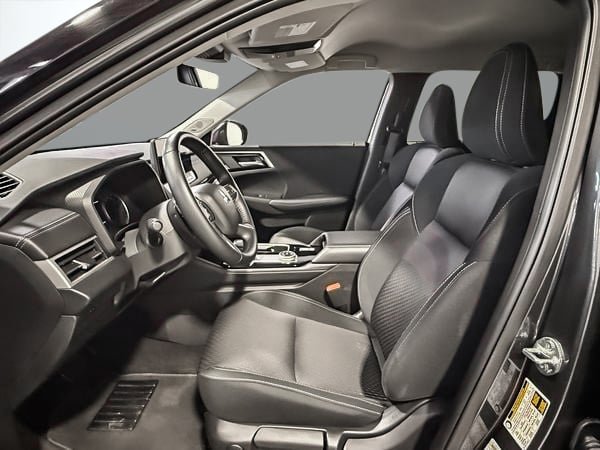 Mitsubishi Outlander ES 2025-12