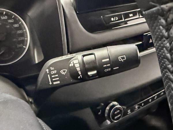 Mitsubishi Outlander ES 2025-17