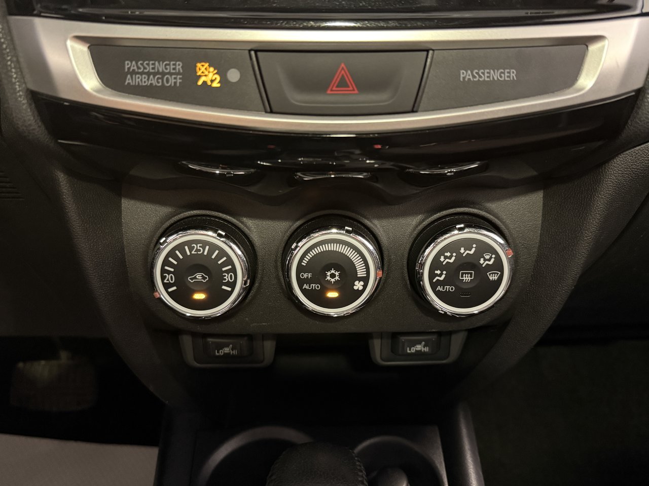 Mitsubishi RVR SE LIMITED 2017-22