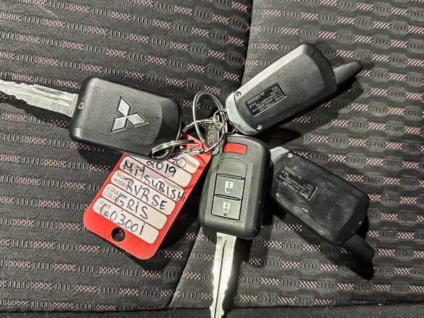 Mitsubishi RVR SE 2019-26