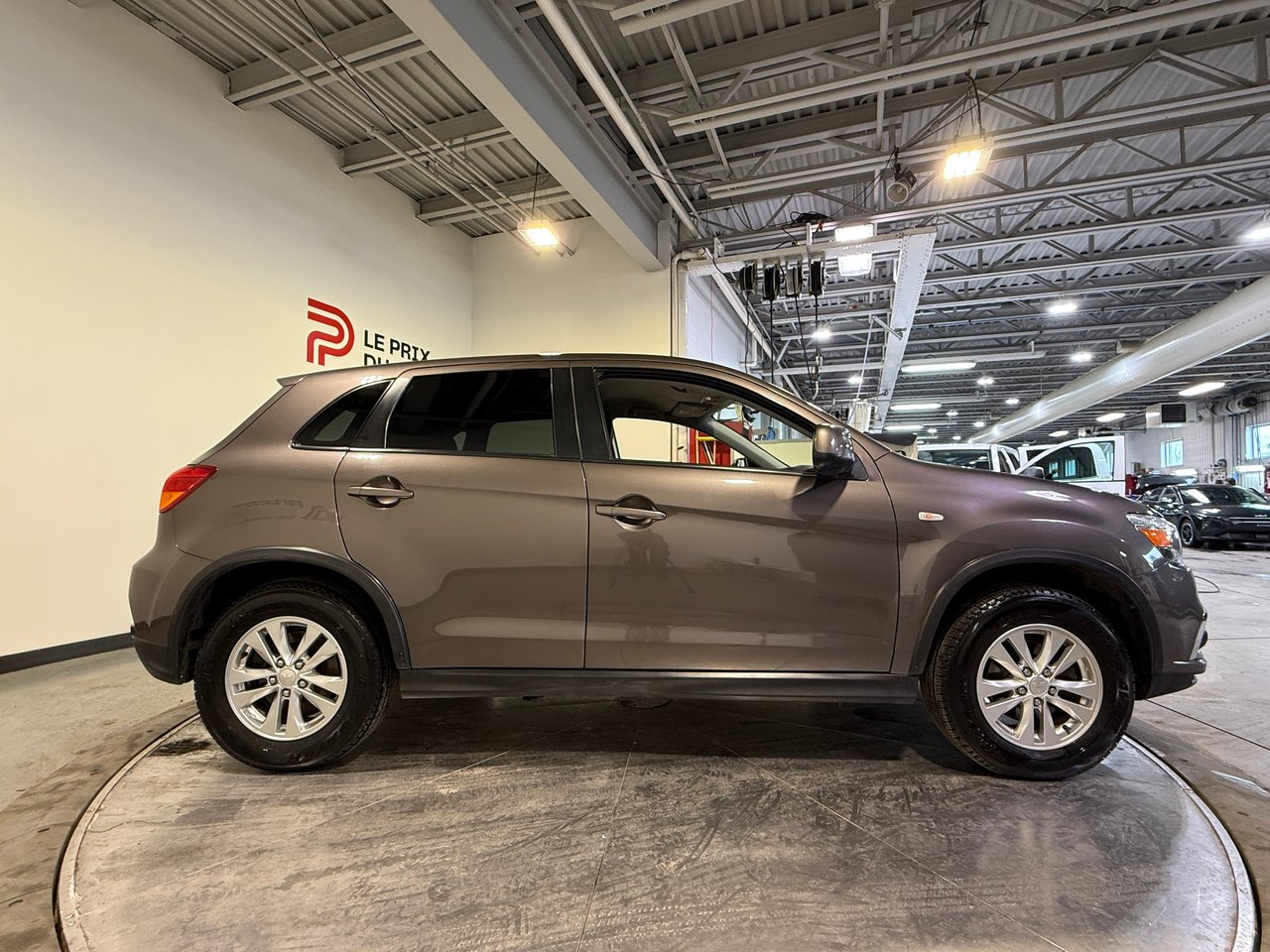 2019 Mitsubishi RVR SE-1