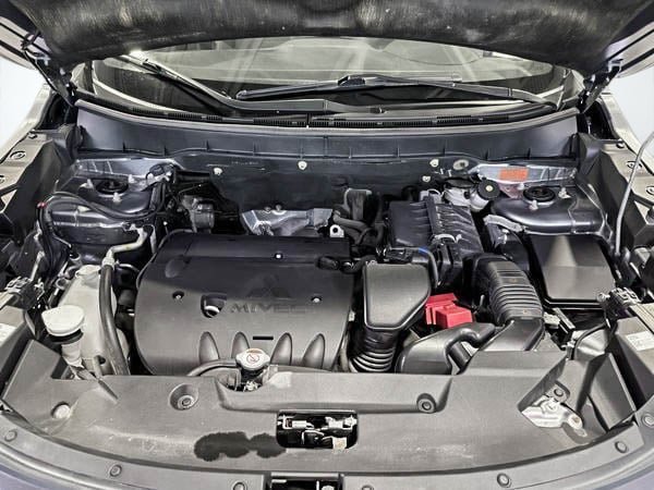 Mitsubishi RVR SE 2020-26