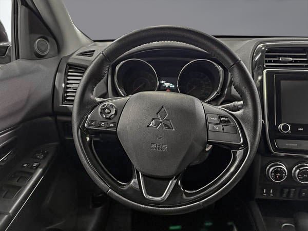 2023 Mitsubishi RVR ES-13