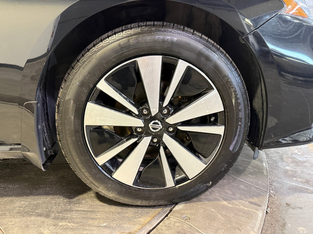 Nissan Altima SV 2019-10
