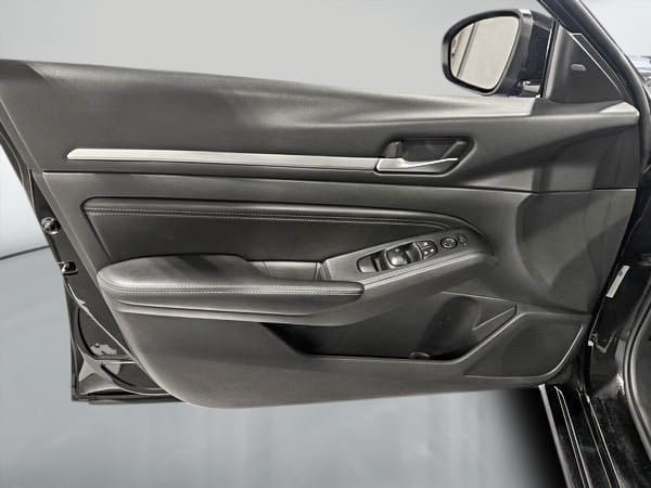 Nissan Altima SV 2019-11
