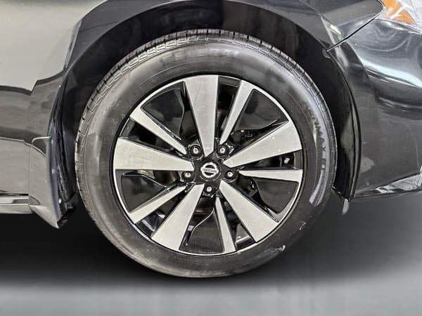 Nissan Altima SV 2019-10