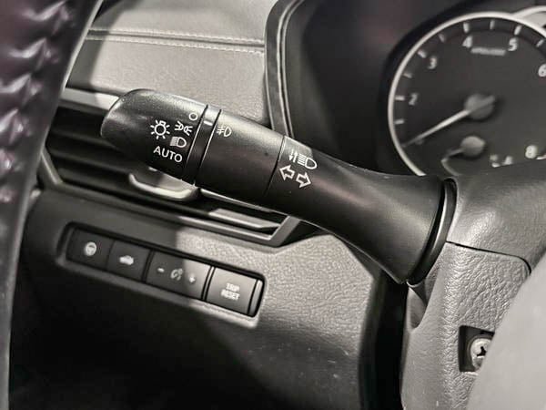 Nissan Altima SV 2019-18