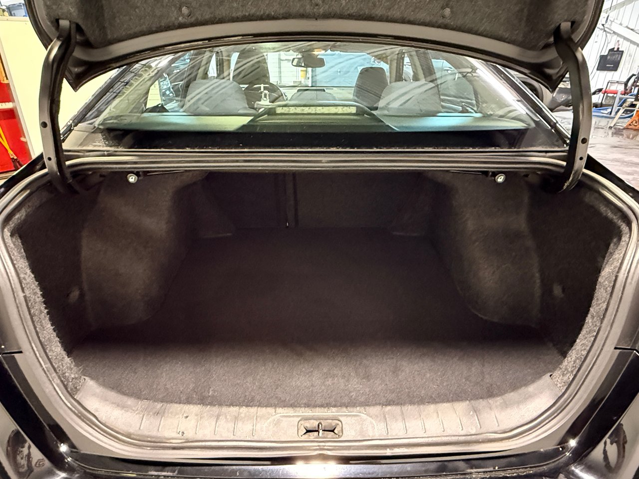 Nissan Altima SV 2019-26