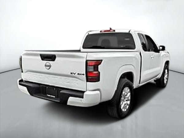 Nissan Frontier SV 2023-2