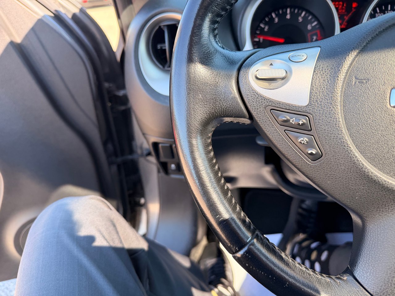 2016 Nissan JUKE SV-16