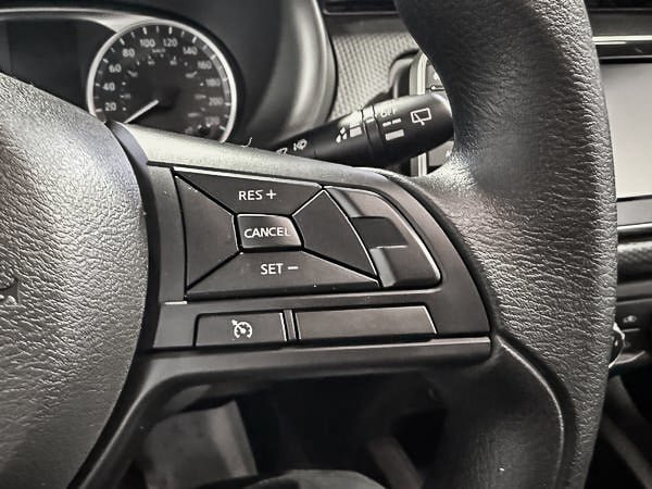 2025 Nissan Kicks Play S-15