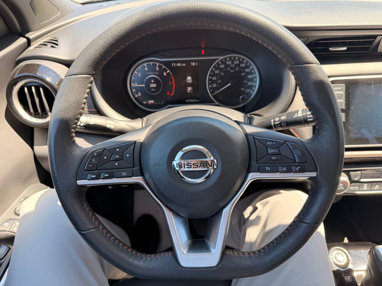 2018 Nissan Kicks SR-17