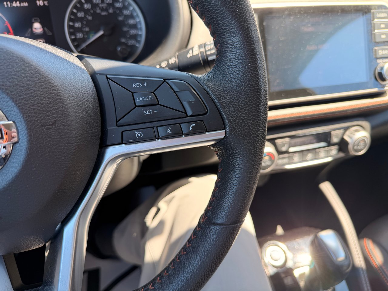2018 Nissan Kicks SR-19